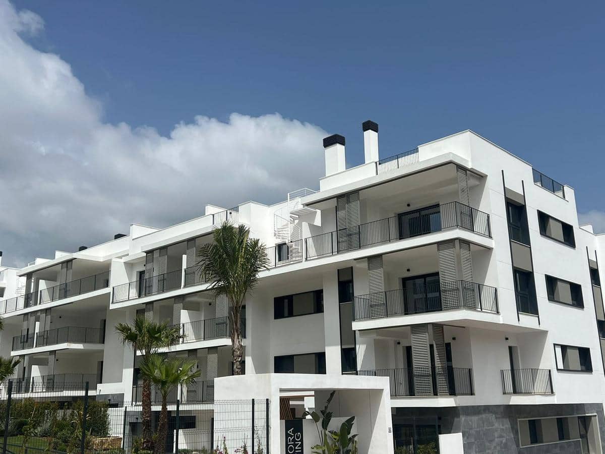 2 slaapkamer Appartement te koop in Estepona met zwembad garage - € 635.000 (Ref: 9753507)