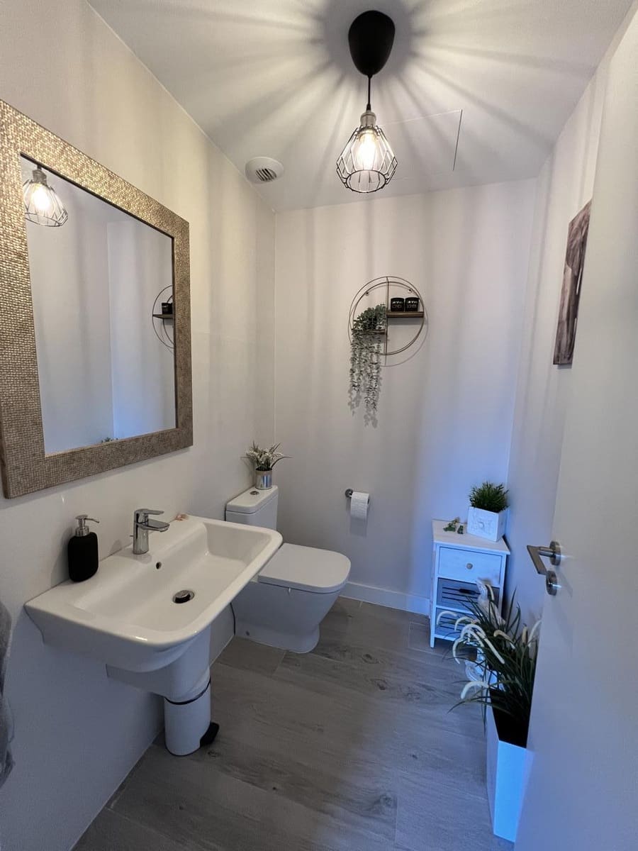 3 slaapkamer Villa te koop in La Alcaidesa met zwembad garage - € 799.000 (Ref: 9755046)