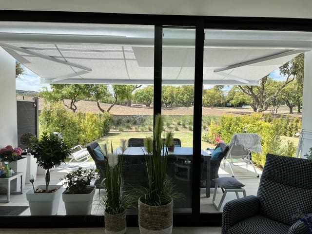 4 chambre Villa/Maison à vendre à La Alcaidesa avec piscine garage - 869 000 € (Ref: 9755047)