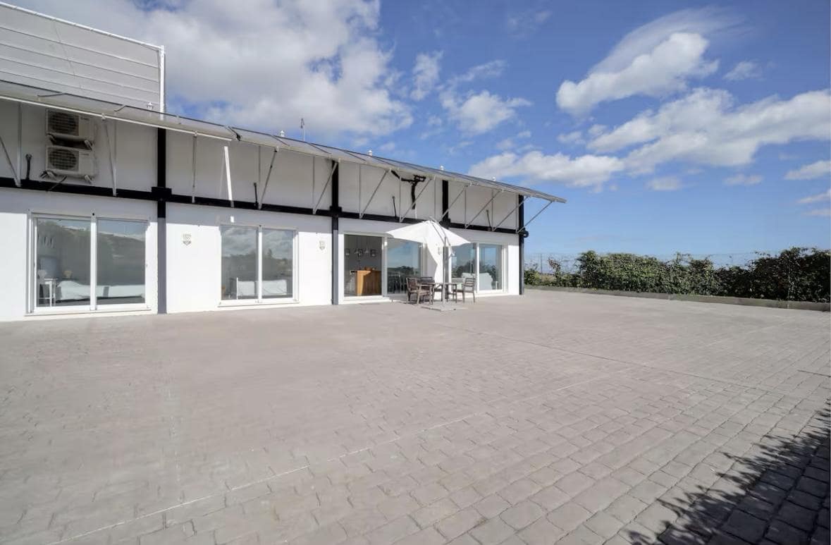 6 bedroom Finca/Country House for sale in Manilva with pool garage - € 2,500,000 (Ref: 9771999)