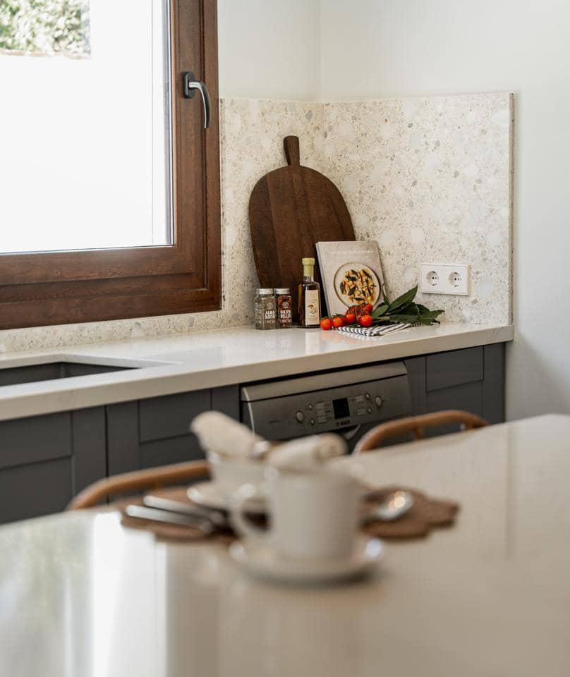 5 slaapkamer Villa te koop in Estepona met zwembad garage - € 2.195.000 (Ref: 9778870)