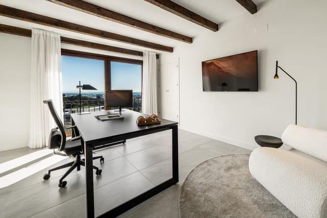 5 chambre Villa/Maison à vendre à La Concha - Resina Golf, Estepona avec piscine garage - 2 195 000 € (Ref: 9778870)