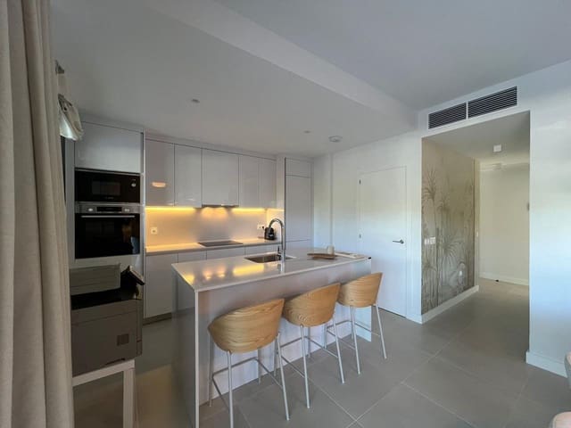 3 quarto Penthouse para venda em Casares Golf - Casares del Sol, Casares com piscina garagem - 561 000 € (Ref: 9782961)