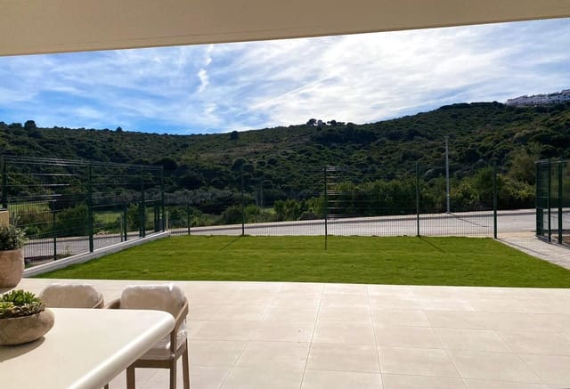 3 sovrum Lägenhet till salu i Casares Golf - Casares del Sol, Casares med pool garage - 402 000 € (Ref: 9782965)