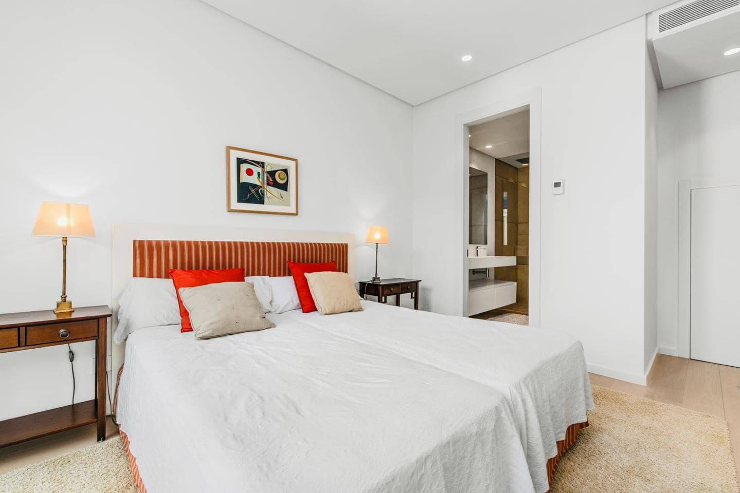 3 chambre Appartement à vendre à Benahavis avec piscine garage - 950 000 € (Ref: 9806772)