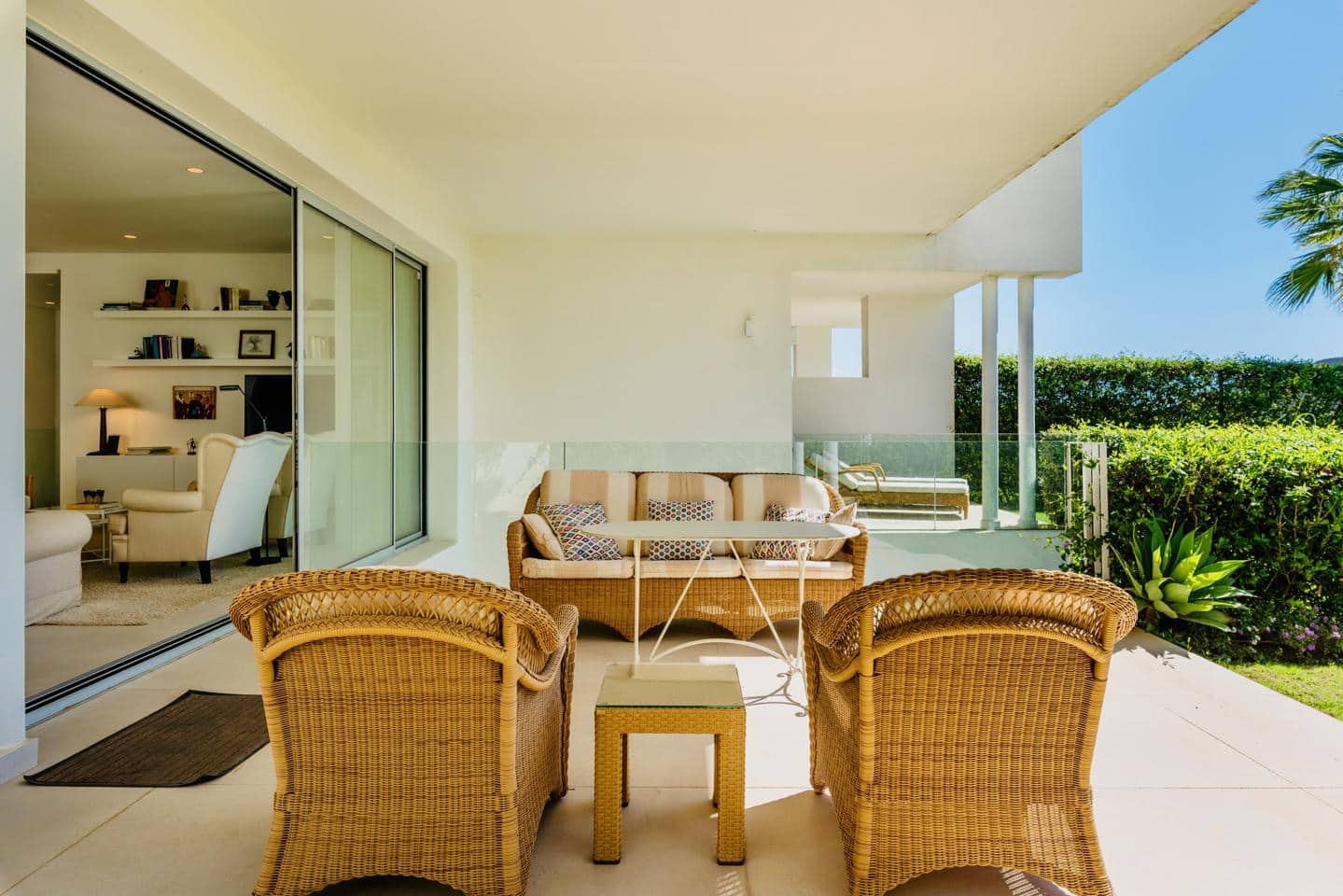 3 chambre Appartement à vendre à Benahavis avec piscine garage - 950 000 € (Ref: 9806772)