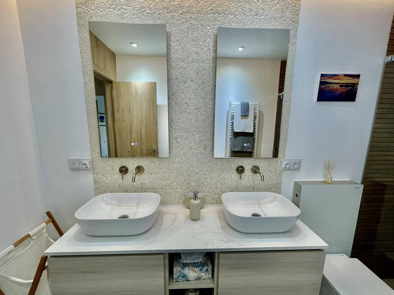 3 bedroom Apartment for sale in La Alcaidesa with pool garage - € 495,000 (Ref: 9824272)