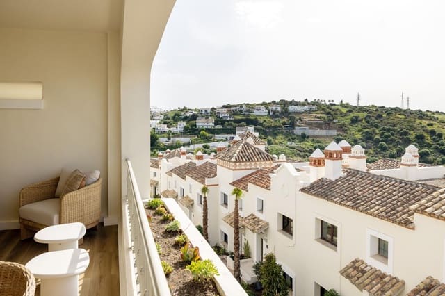 3 soveværelse Villa til salg i Valle Romano Golf, Estepona med swimmingpool garage - € 470.250 (Ref: 9840459)