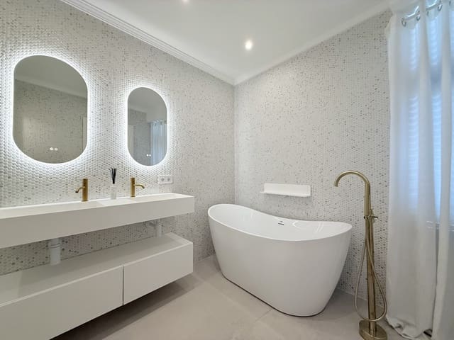 2 sypialnia Apartament przy plaży na sprzedaż w Manzanera - Tosal, Calpe / Calp z basenem garażem - 569 000 € (Ref: 9456537)