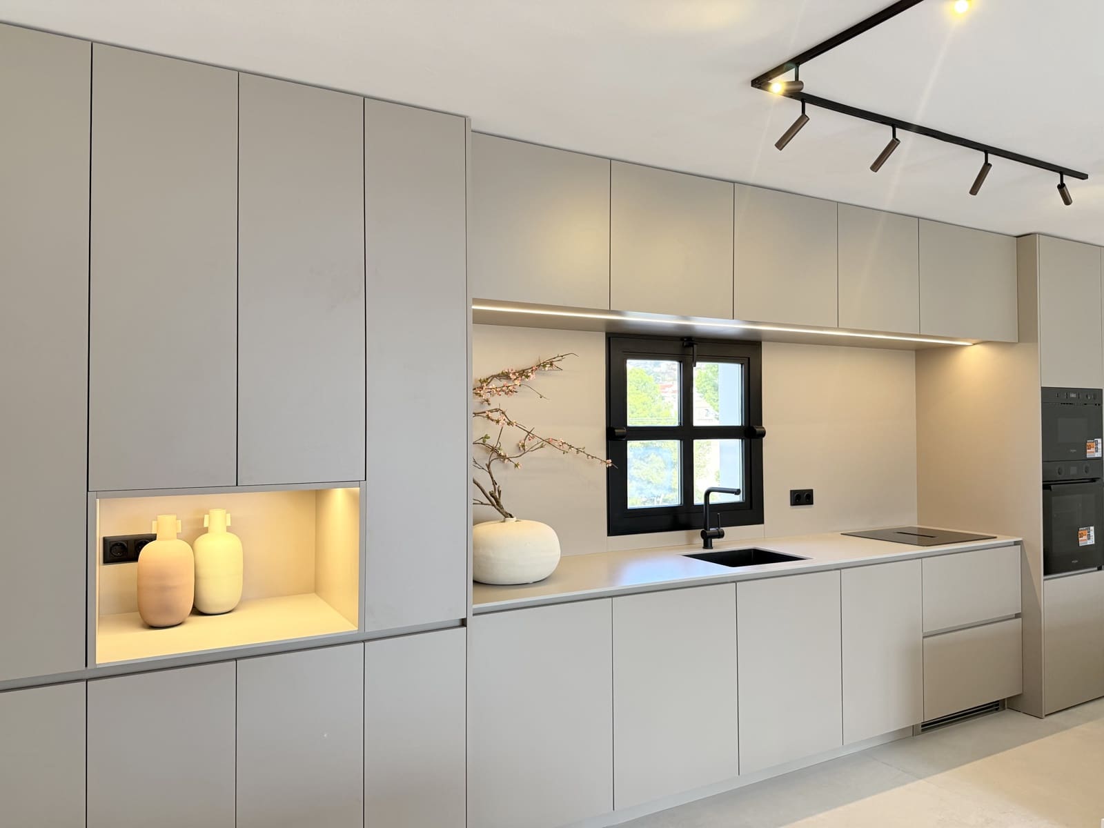 2 sypialnia Apartament przy plaży na sprzedaż w Calpe / Calp z basenem garażem - 569 000 € (Ref: 9456537)