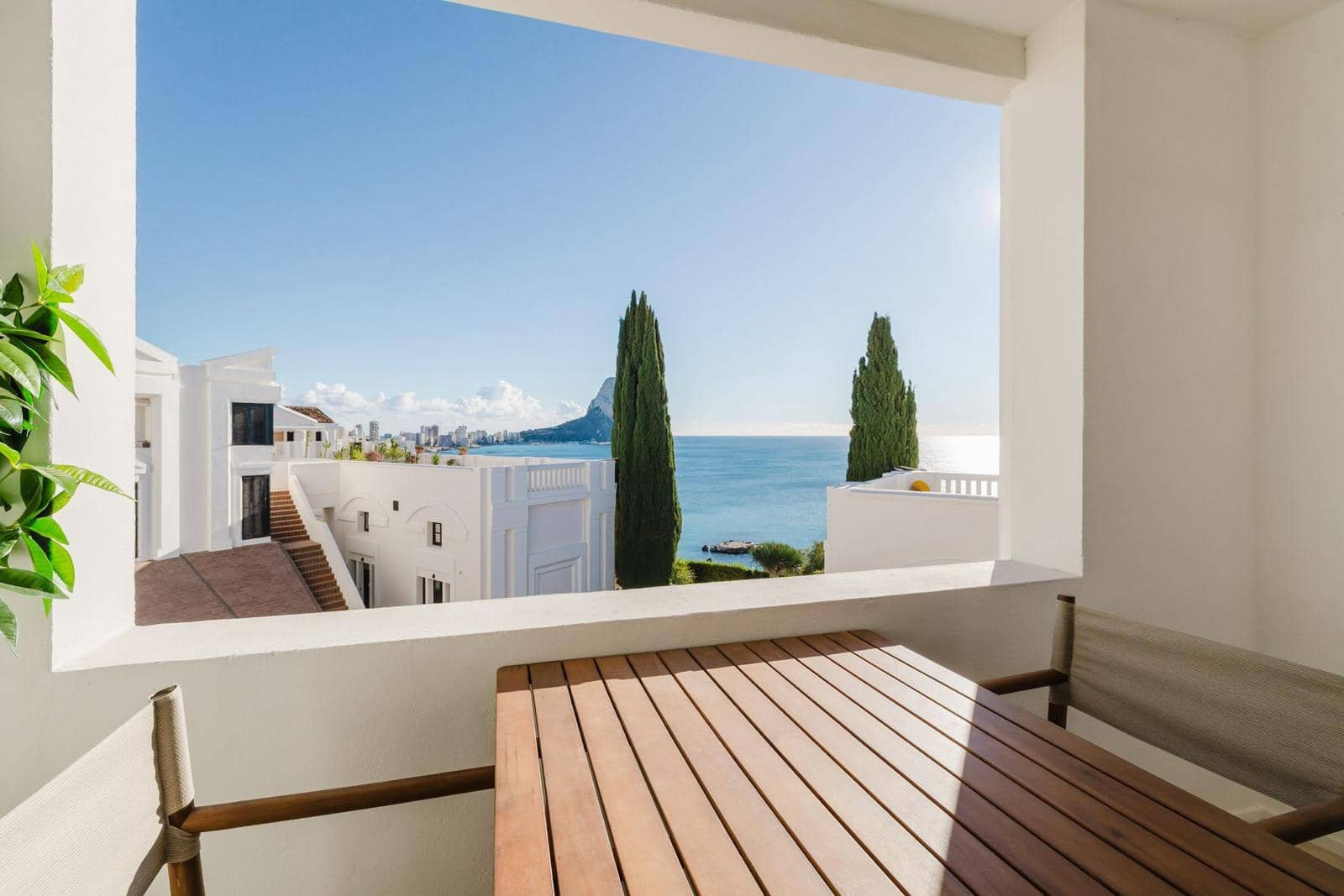 Apartamento Playa de 2 habitaciones en Calpe / Calp en venta con piscina garaje - 569.000 € (Ref: 9456537)
