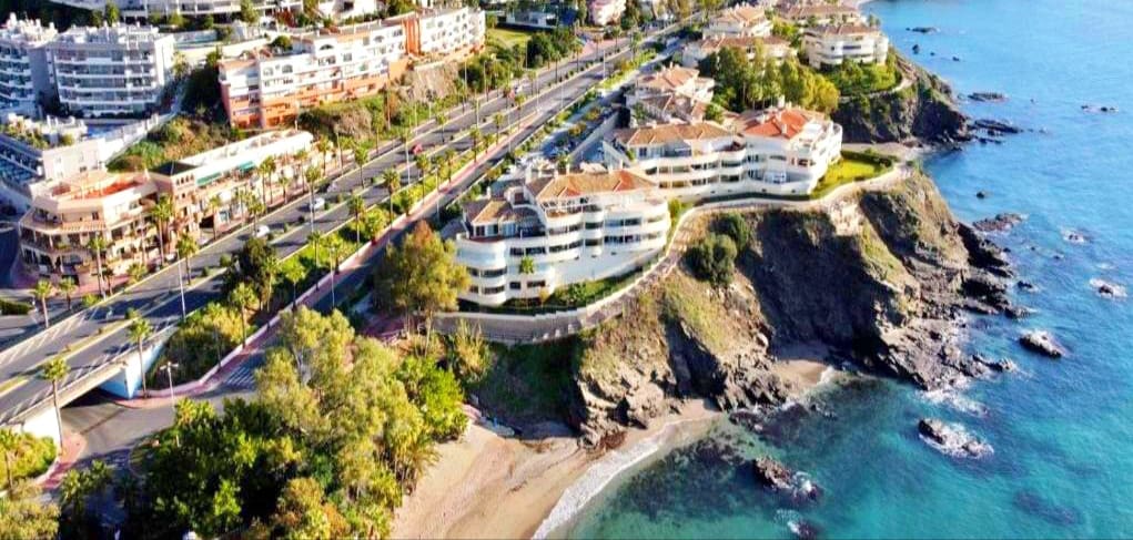 Ático de 3 habitaciones en Benalmádena en venta con piscina garaje - 975.000 € (Ref: 10050362)