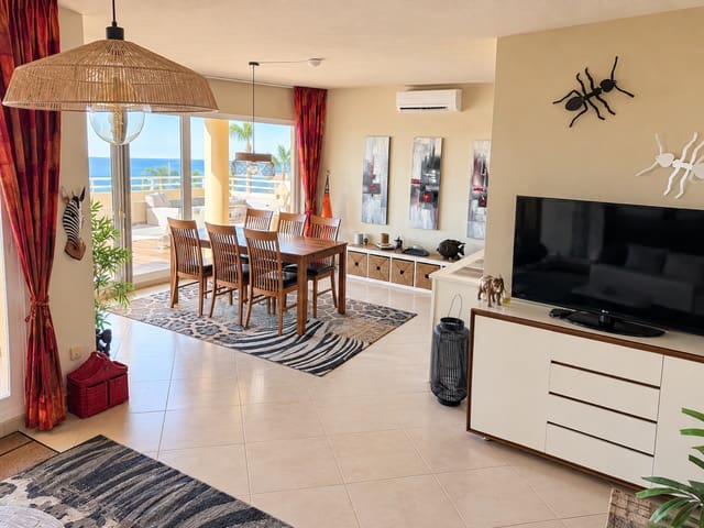 3 soverom Penthouse til salgs i Zona Centro Comercial Torrequebrada, Benalmádena med svømmebasseng garasje - € 975 000 (Ref: 10050362)