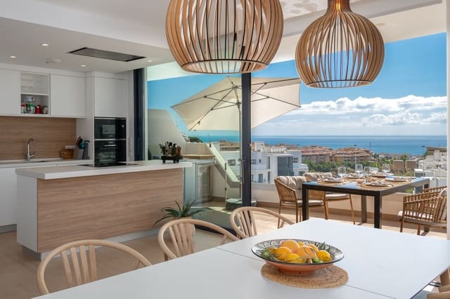 4 soveværelse Lejlighed til salg i Fuengirola med swimmingpool garage - € 995.000 (Ref: 10089912)