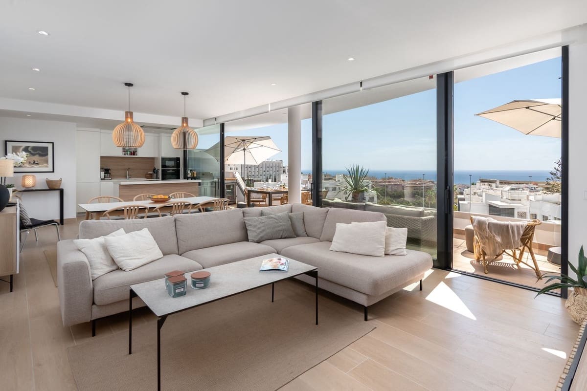 4 soveværelse Lejlighed til salg i Fuengirola med swimmingpool garage - € 995.000 (Ref: 10089912)