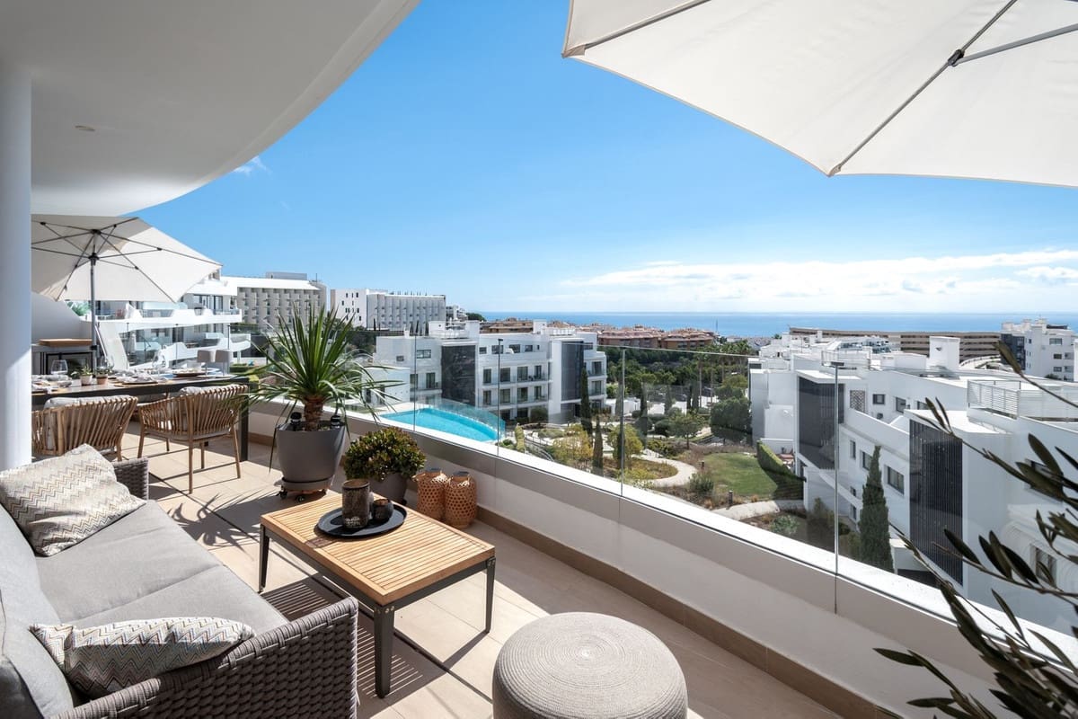 4 soveværelse Lejlighed til salg i Fuengirola med swimmingpool garage - € 995.000 (Ref: 10089912)