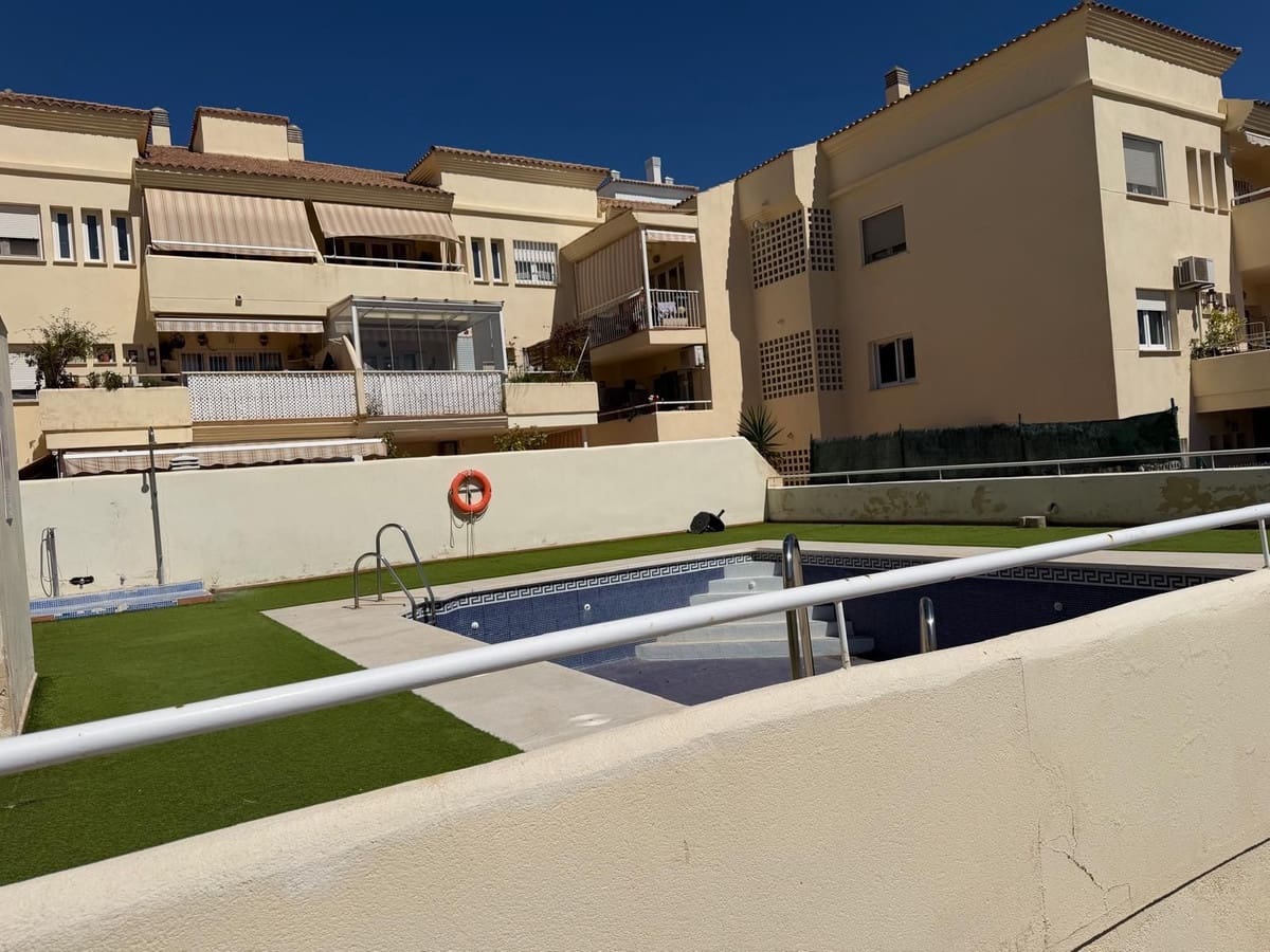 2 quarto Apartamento para venda em Fuengirola com piscina garagem - 285 000 € (Ref: 10090897)