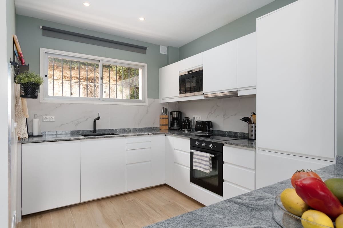 4 bedroom Terraced Villa for sale in Mijas Costa with pool garage - € 525,000 (Ref: 10098604)