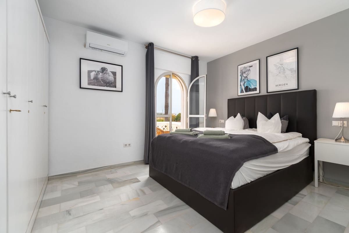 4 bedroom Terraced Villa for sale in Mijas Costa with pool garage - € 525,000 (Ref: 10098604)