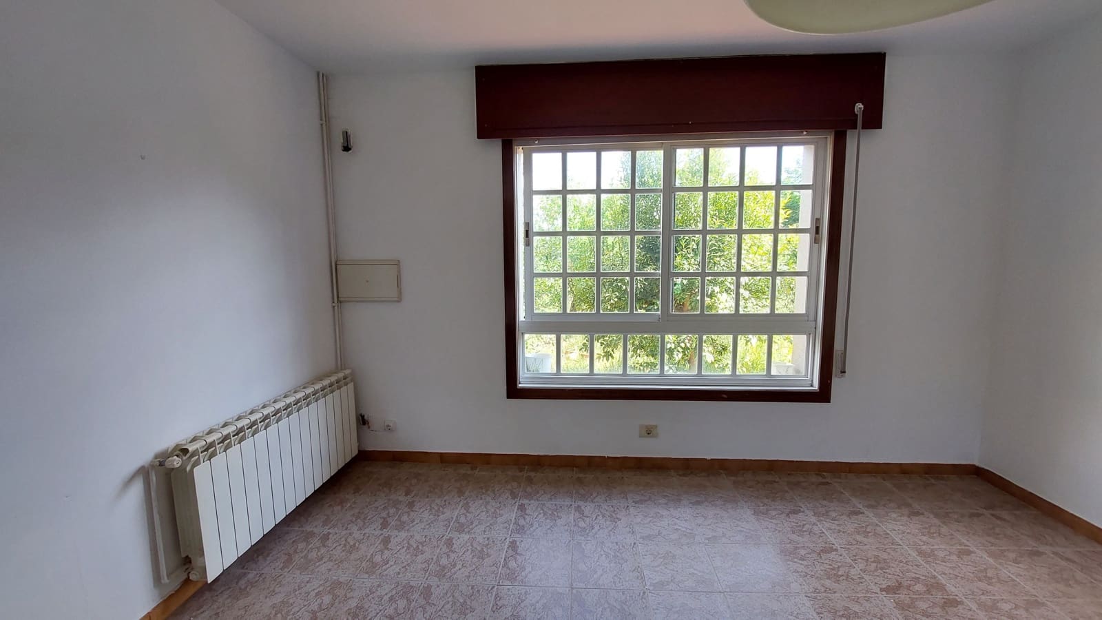 6 soveværelse Finca/Landehus til salg i Irixoa med garage - € 299.900 (Ref: 8986376)