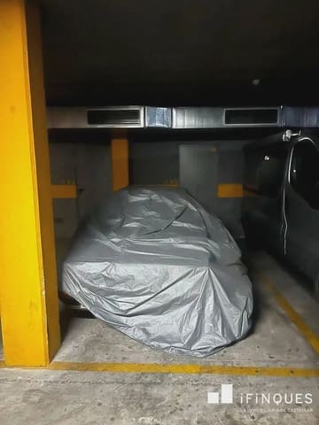Garage te koop in Sabadell - € 24.900 (Ref: 9809062)