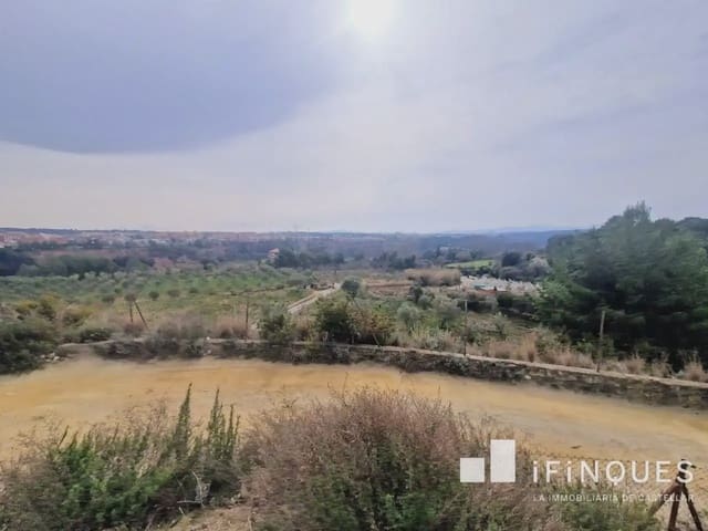 Maalaistalo myytävänä paikassa Castellar del Vallès - 399 000 € (Ref: 9809067)