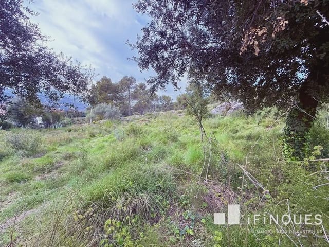 Działka budowlana na sprzedaż w Castellar del Vallès - 145 000 € (Ref: 9809068)