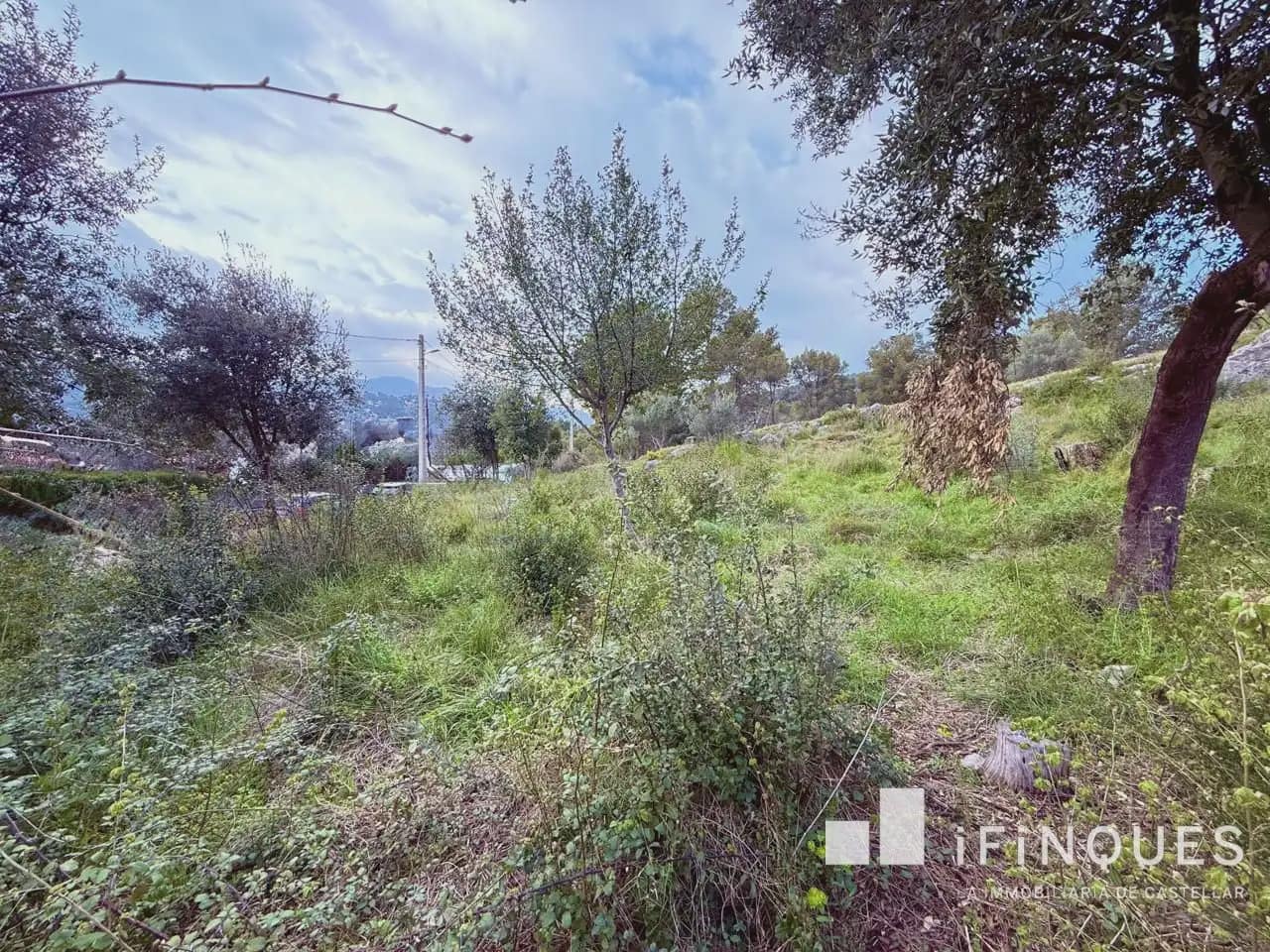 Działka budowlana na sprzedaż w Castellar del Valles - 145 000 € (Ref: 9809068)