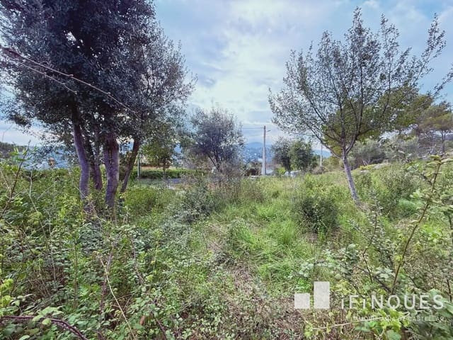Działka budowlana na sprzedaż w Castellar del Vallès - 145 000 € (Ref: 9809068)