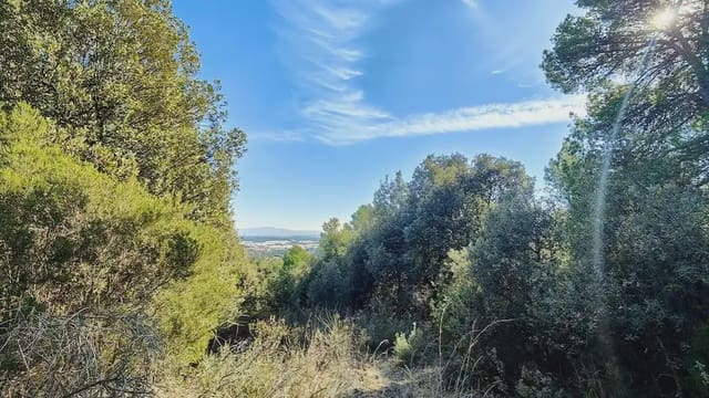 Byggegrund til salg i Castellar del Vallès - € 157.000 (Ref: 9809073)