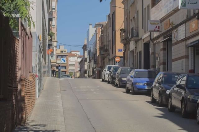 3 camera da letto Appartamento in vendita in Sabadell - 115.000 € (Rif: 9809077)