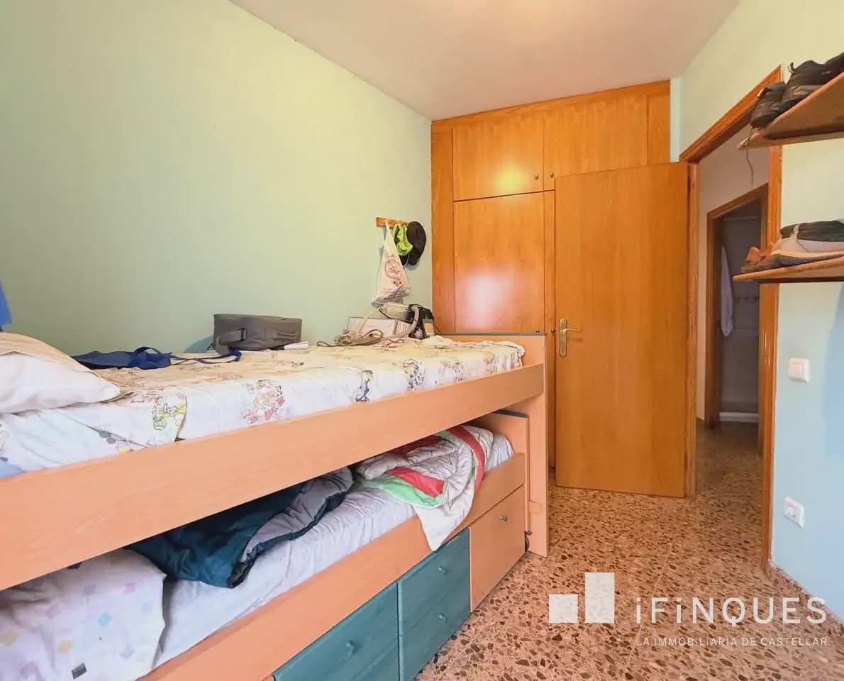 3 makuuhuone Huoneisto myytävänä paikassa Castellar del Valles mukana 
autotalli - 289 990 € (Ref: 9809078)