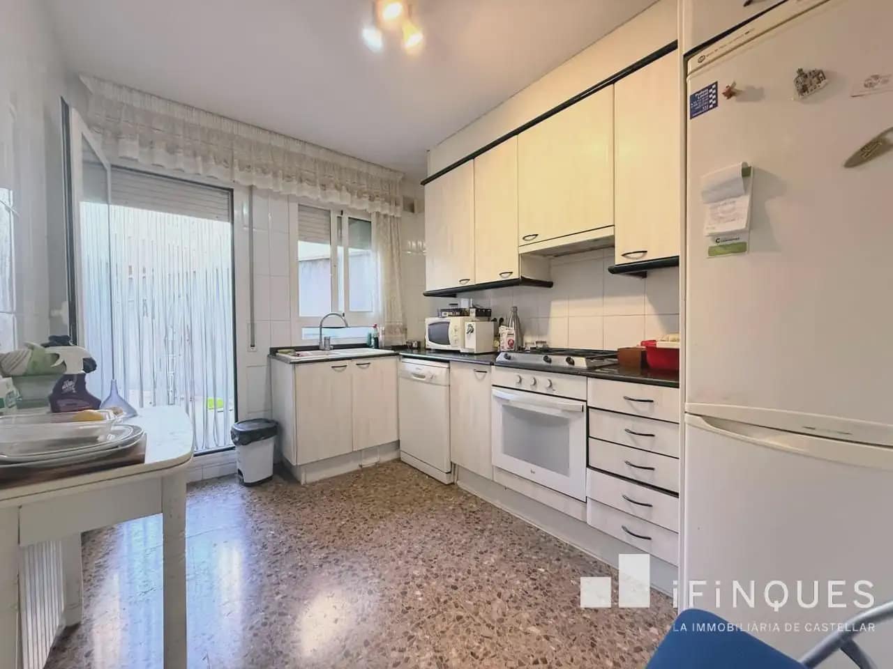 3 makuuhuone Huoneisto myytävänä paikassa Castellar del Valles mukana 
autotalli - 289 990 € (Ref: 9809078)