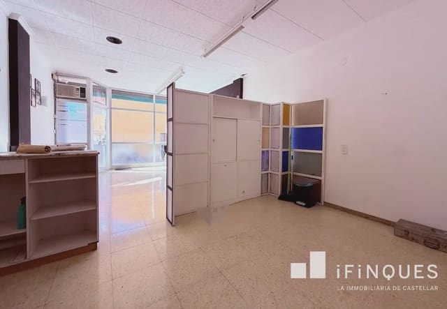 Commercial for sale in Castellar del Vallès - € 62,000 (Ref: 9809079)