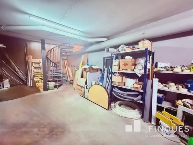 Commerciale da affittare in Castellar del Vallès con garage - 599 € (Rif: 9809080)