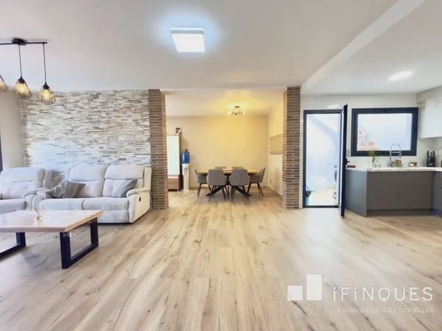 4 makuuhuone Asunto myytävänä paikassa Castellar del Vallès - 369 000 € (Ref: 9809081)