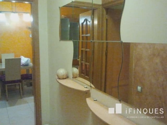4 chambre Appartement à vendre à Sabadell - 174 000 € (Ref: 9809082)