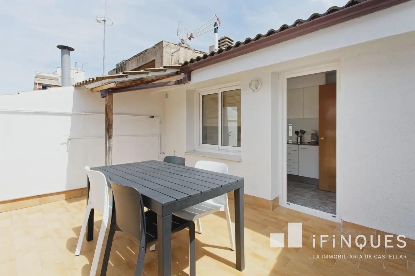 4 bedroom Apartment for rent in Rubi - € 1,590 (Ref: 9809083)