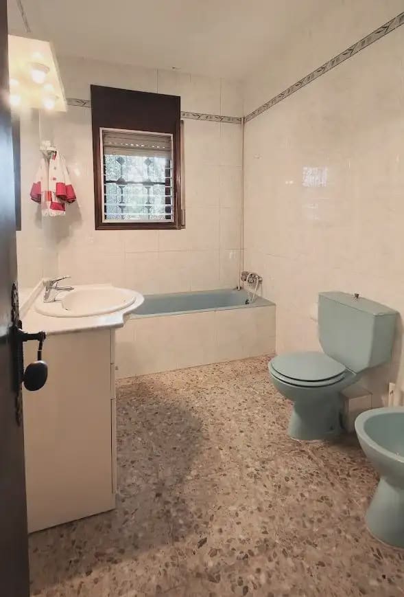 3 Zimmer Haus zu verkaufen in Terrassa - 299.000 € (Ref: 9809084)