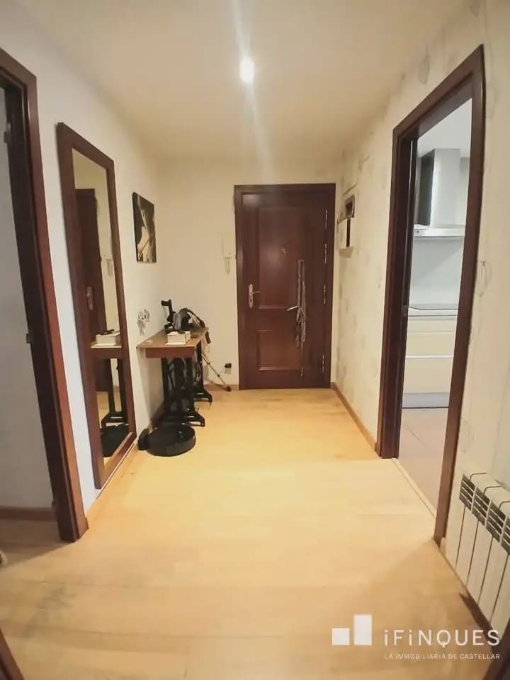 3 soveværelse Lejlighed til salg i Sabadell med garage - € 338.000 (Ref: 9809092)
