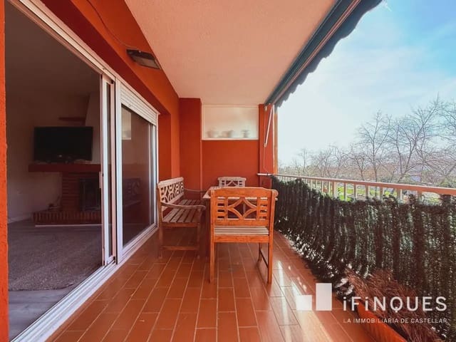 Casa de 4 habitaciones en Castellar del Vallès en venta - 385.000 € (Ref: 9809093)