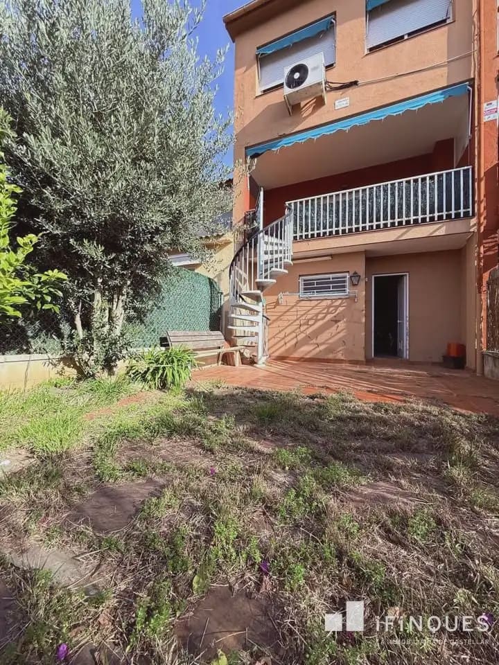 4 Zimmer Haus zu verkaufen in Castellar del Valles - 385.000 € (Ref: 9809093)