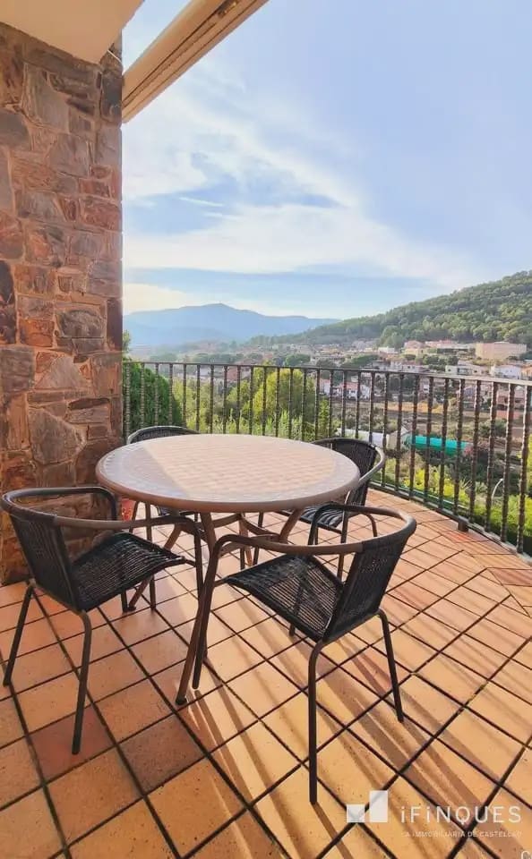 5 bedroom Villa for sale in Castellar del Valles with pool - € 680,000 (Ref: 9809095)