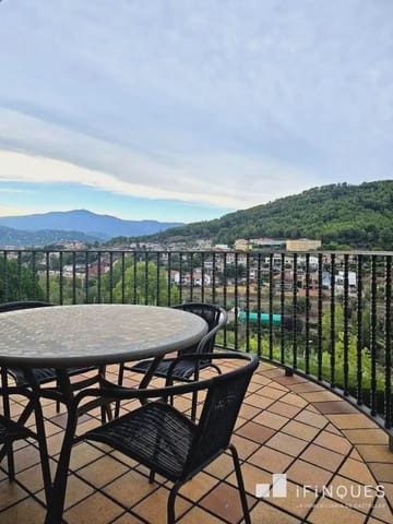 5 bedroom Villa for sale in Castellar del Vallès with pool - € 680,000 (Ref: 9809095)