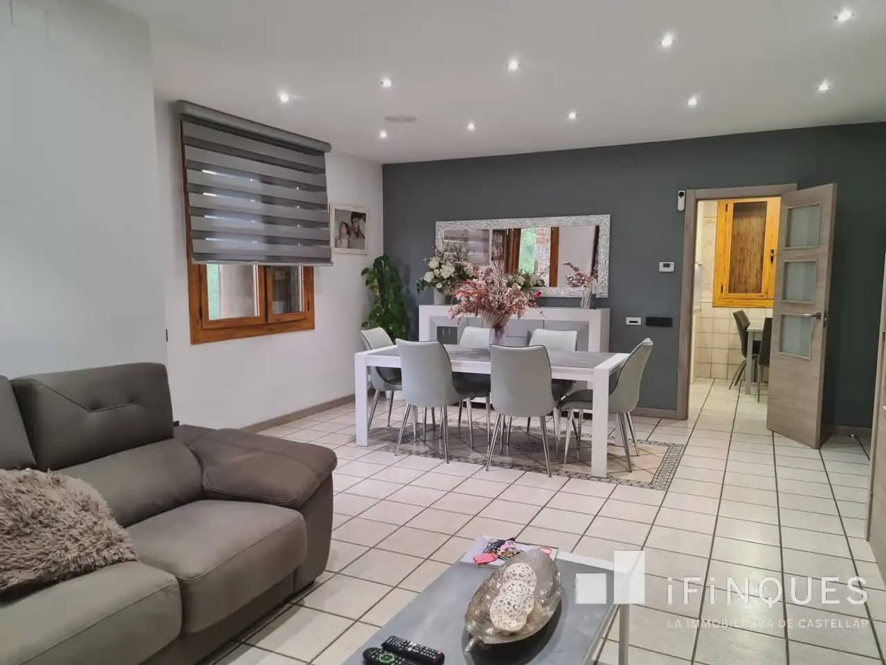 5 bedroom Villa for sale in Castellar del Valles with pool - € 680,000 (Ref: 9809095)