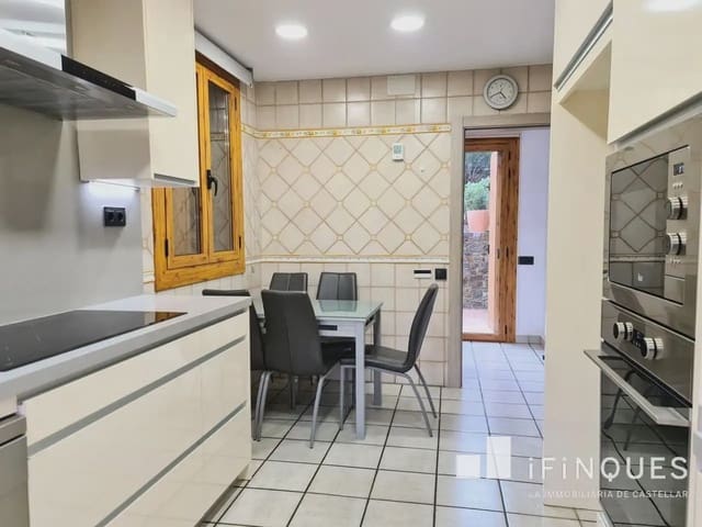 5 bedroom Villa for sale in Castellar del Vallès with pool - € 680,000 (Ref: 9809095)