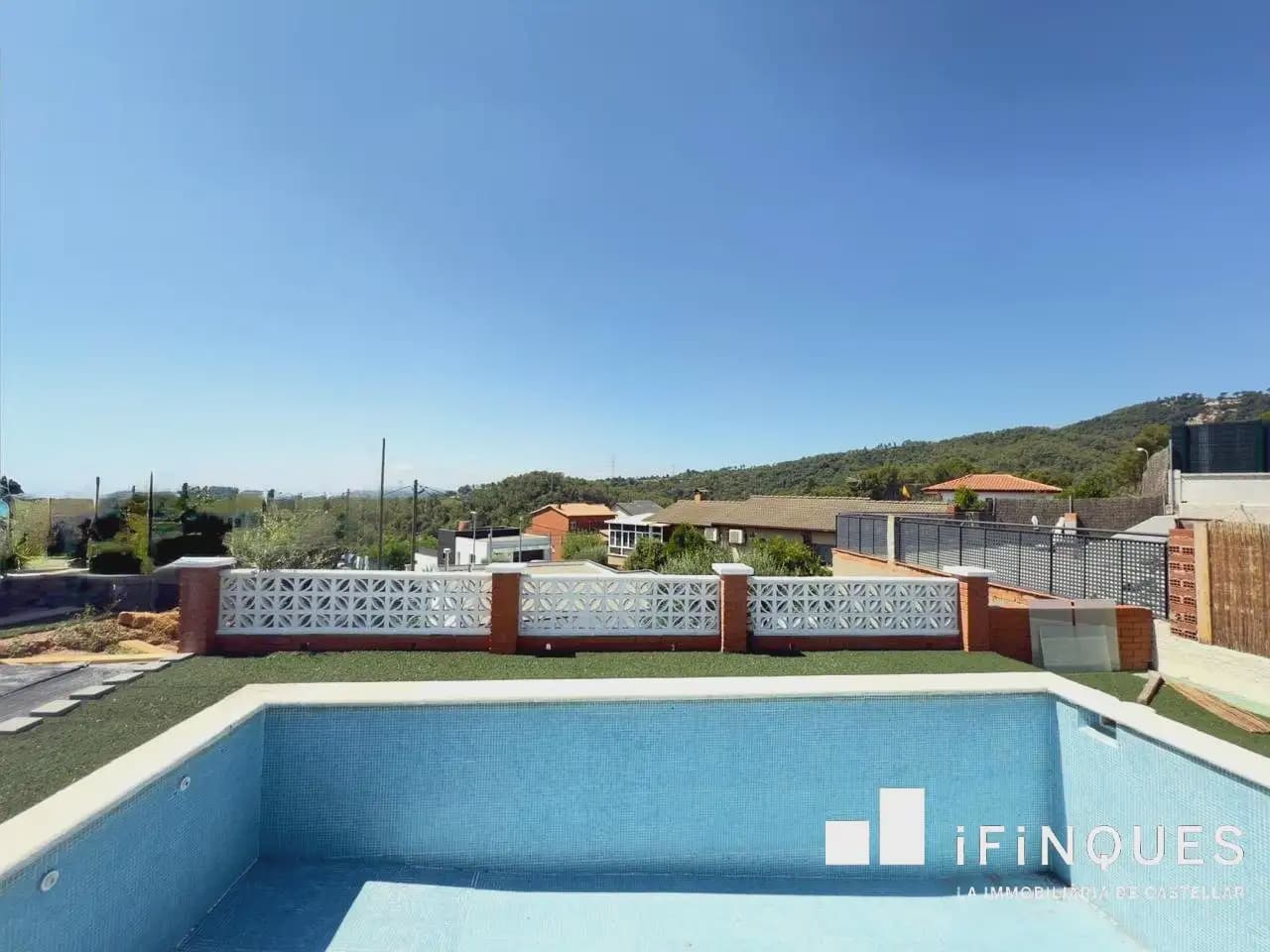 Byggegrund til salg i Castellar del Valles - € 90.000 (Ref: 9809096)