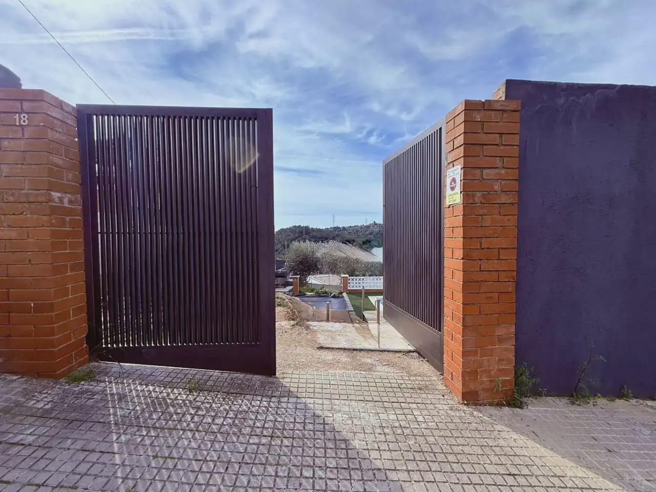 Byggegrund til salg i Castellar del Valles - € 90.000 (Ref: 9809096)