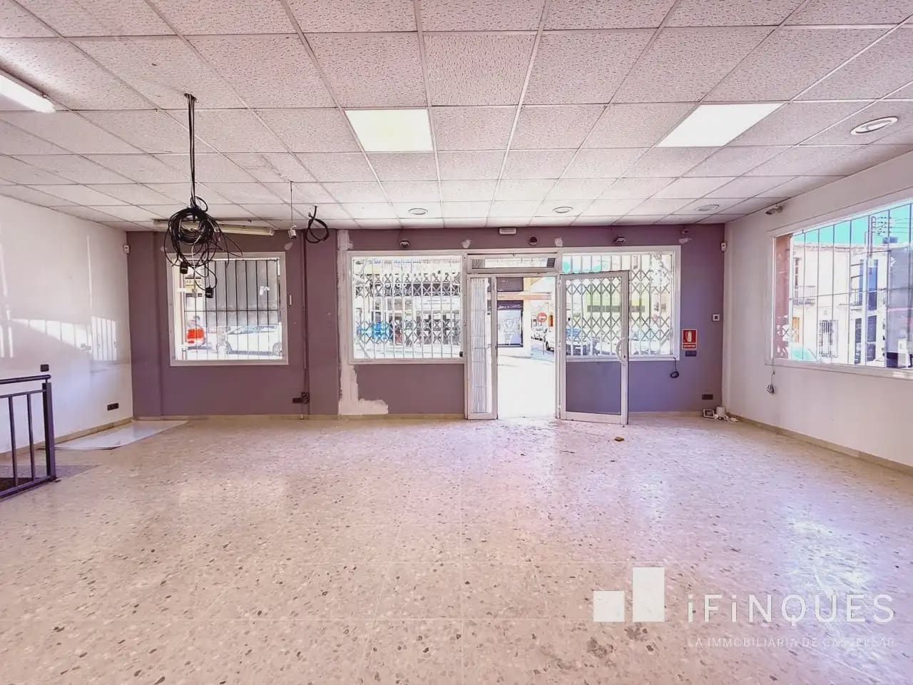 Commercieel te huur in Castellar del Valles - € 1.250 (Ref: 9809099)