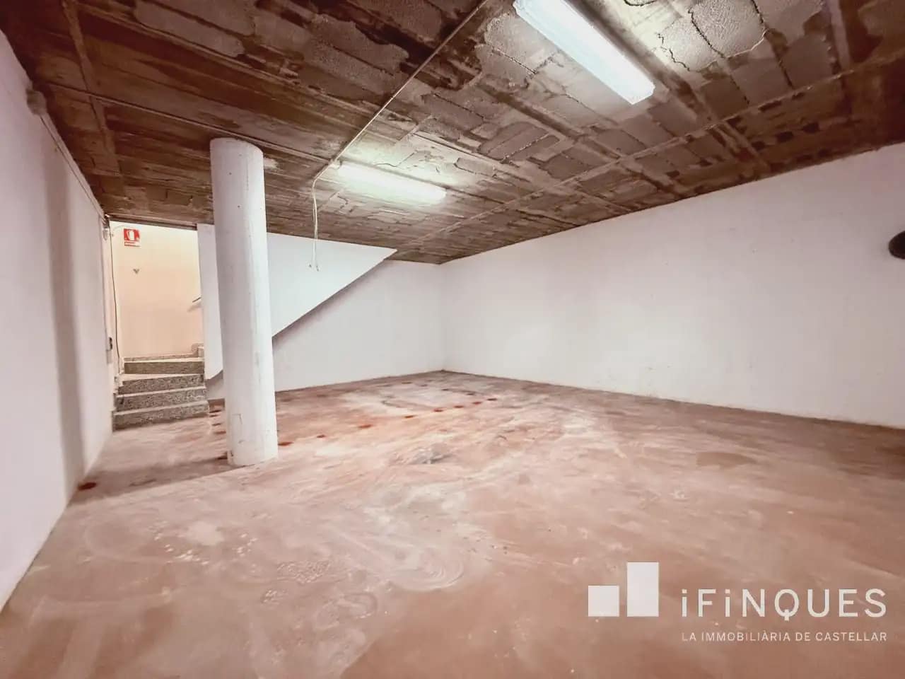 Commercieel te huur in Castellar del Valles - € 1.250 (Ref: 9809099)